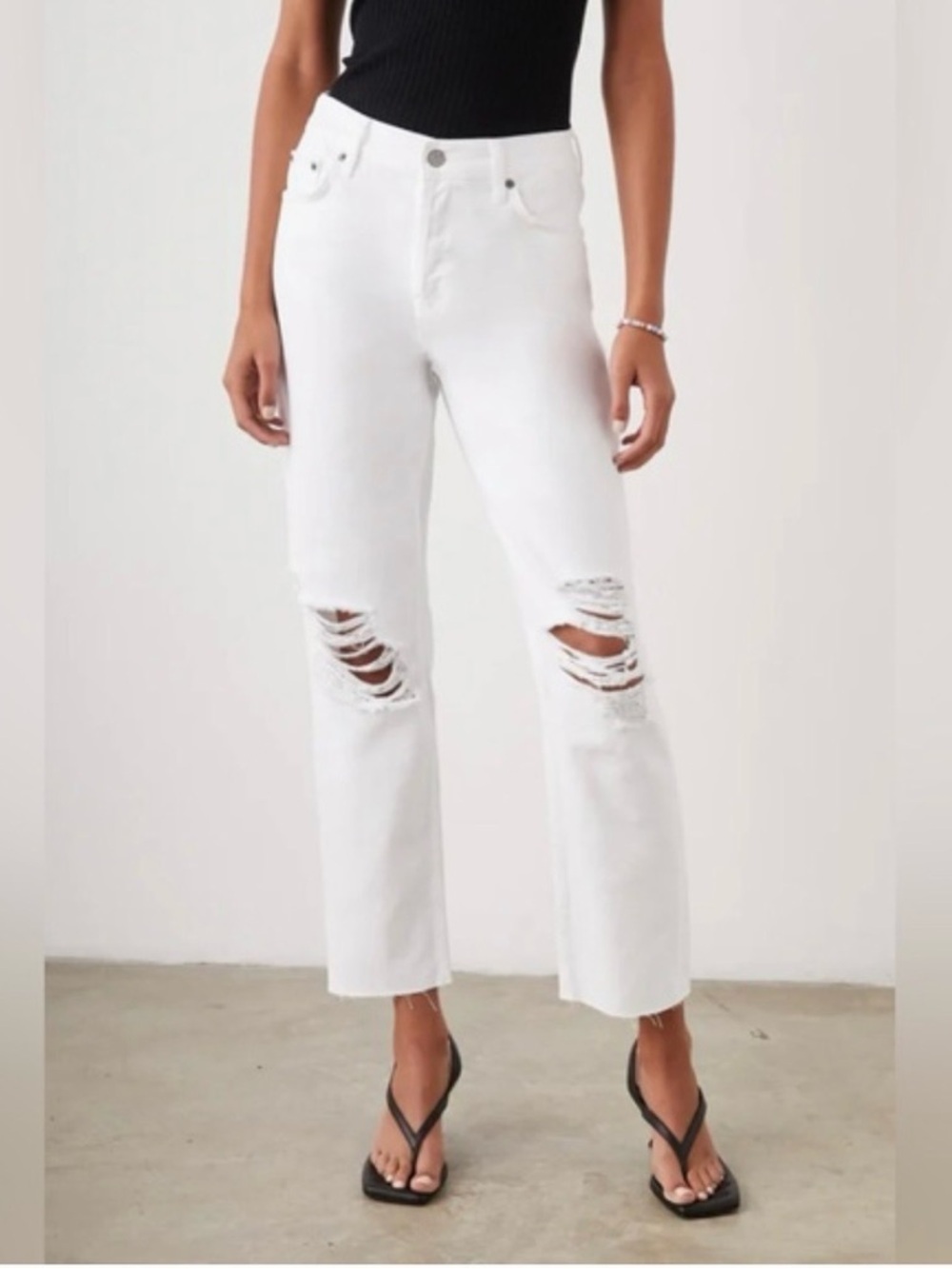 NWT Rails The Atwater Blanche Distress White Straight Jeans, Size 27